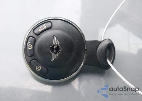 2009 Mini Cooper Clubman z USA, uszkodzony, nr VIN WMWML33519TX50033